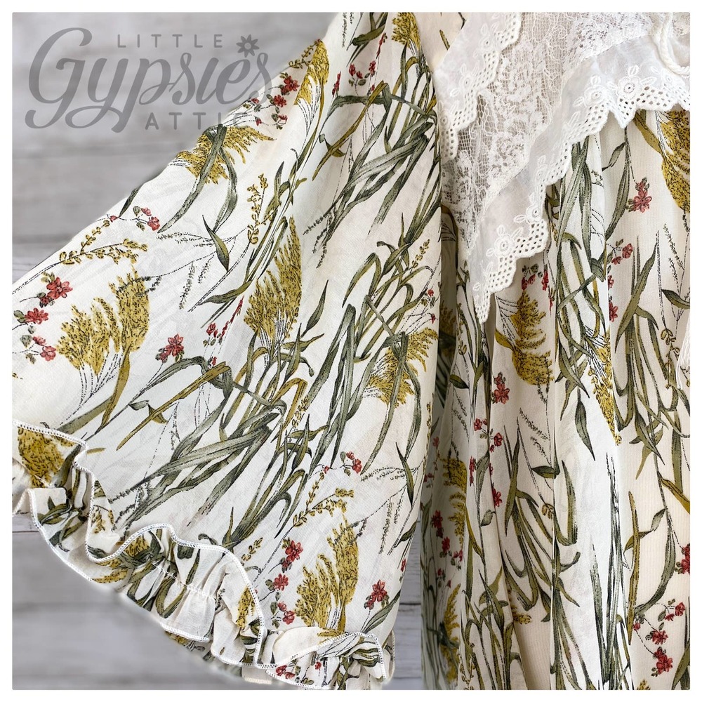 POL Babydoll Autumn Flowers and Lace Top - Picture 4 of 12